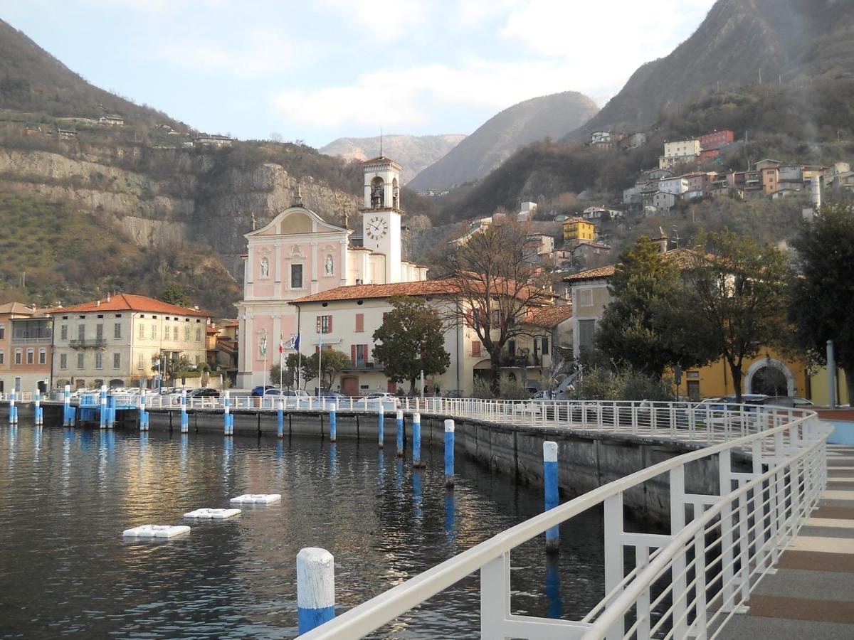 Appartamento Al Ponte Marone Exterior foto